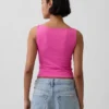 Camiseta sin mangas corta de punto tupido con cuello barco