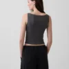 Camiseta sin mangas corta de punto tupido con cuello barco
