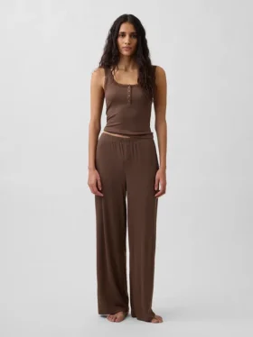 Camiseta sin mangas de pijama tipo Henley con encaje de canalé fino