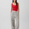 Camiseta sin mangas de pijama tipo Henley con encaje de canalé fino