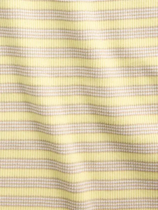 Camiseta sin mangas infantil de cuello cuadrado con canalé
