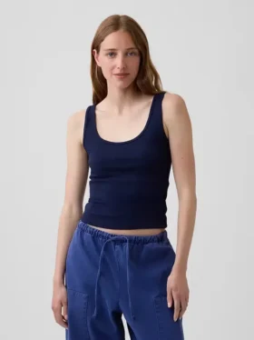 Camiseta sin mangas moderna