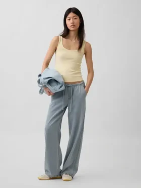 Camiseta sin mangas moderna