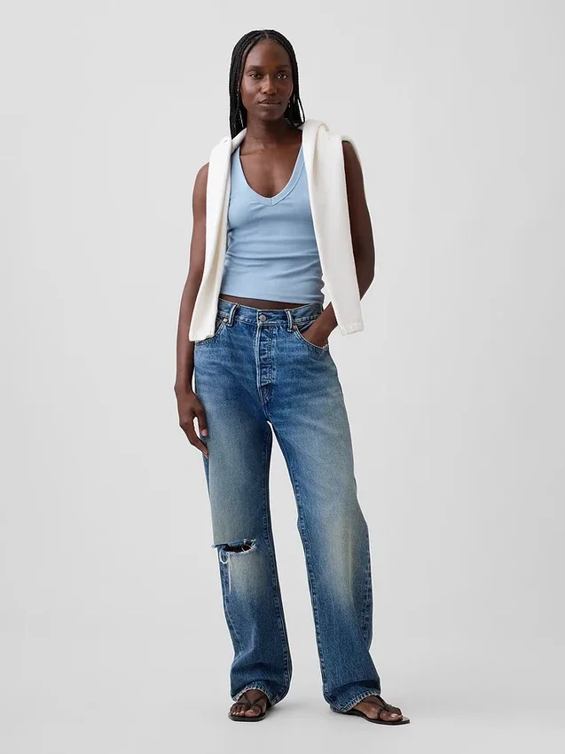 Camiseta sin mangas moderna con cuello en V