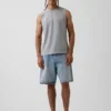 Camiseta sin mangas tipo «muscle»