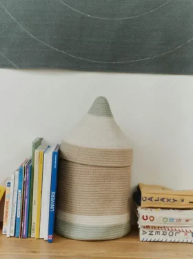 Cesta «Pencil» de Lorena Canals, azul salvia