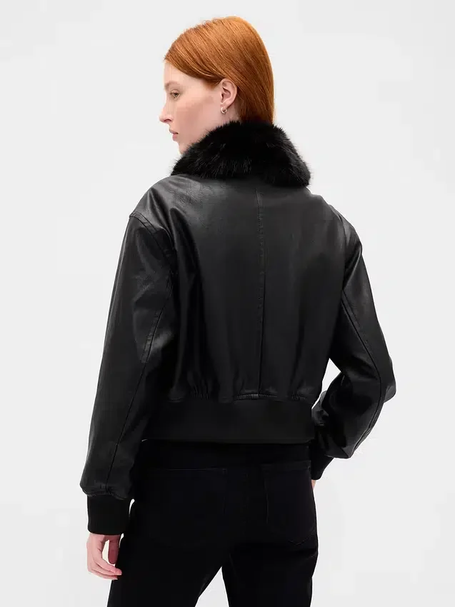 Chaqueta bomber de piel vegana