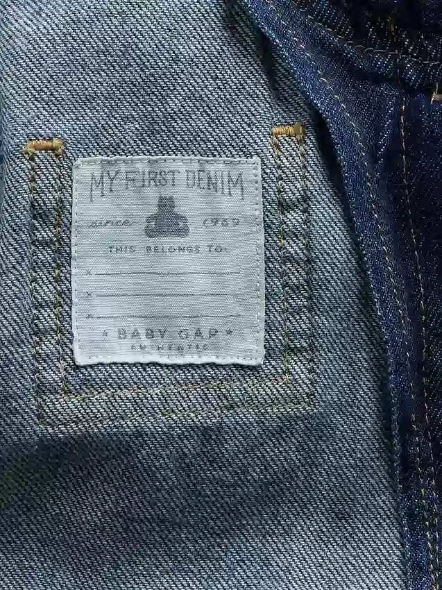 Chaqueta con capucha de denim ultrasuave para bebés