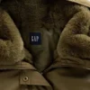 Chaqueta funcional con capucha y forro de piel sintética
