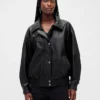 Chaqueta oversize de piel vegana