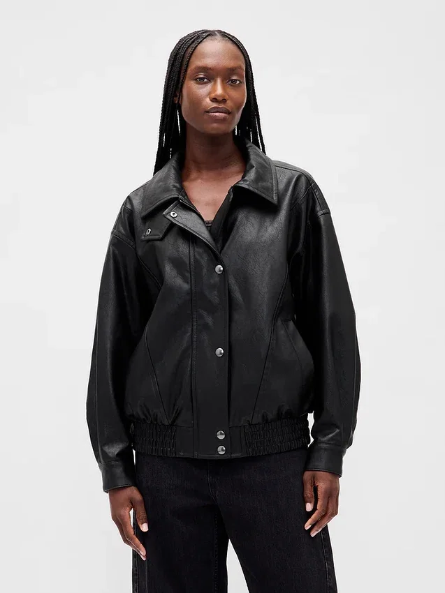 Chaqueta oversize de piel vegana