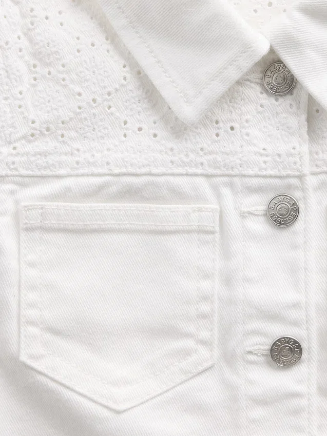 Chaqueta vaquera con ojales para bebés y niños pequeños