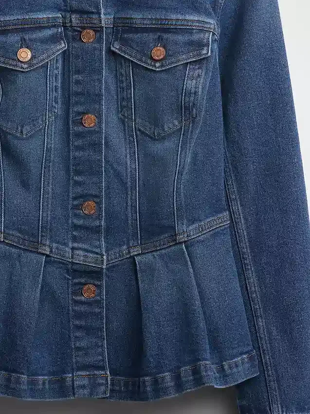 Chaqueta vaquera con peplum