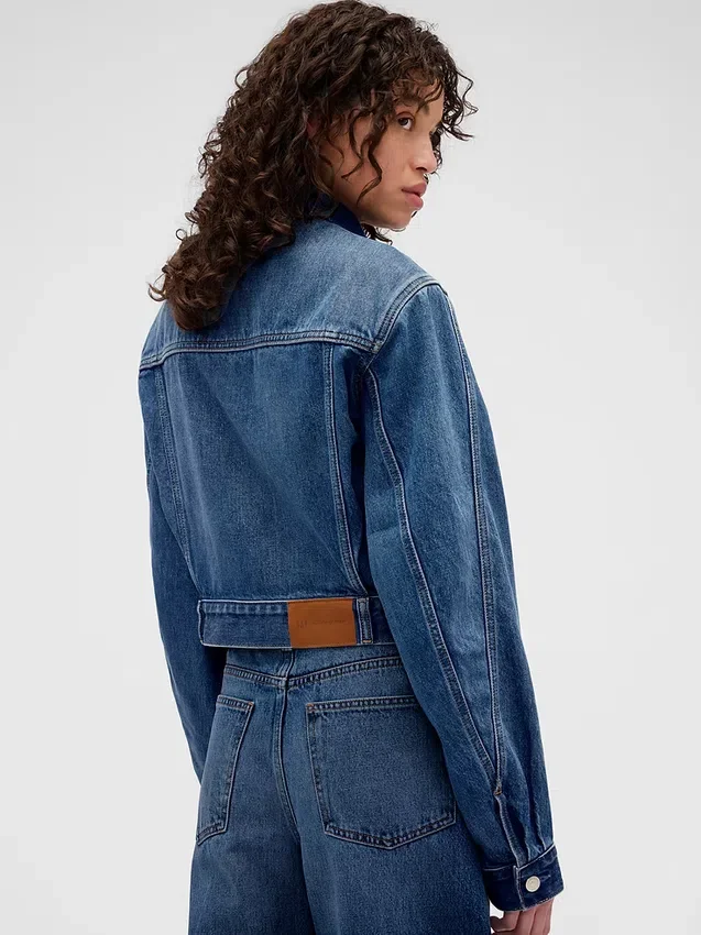 Chaqueta vaquera corta y holgada GAP × Victoria Beckham