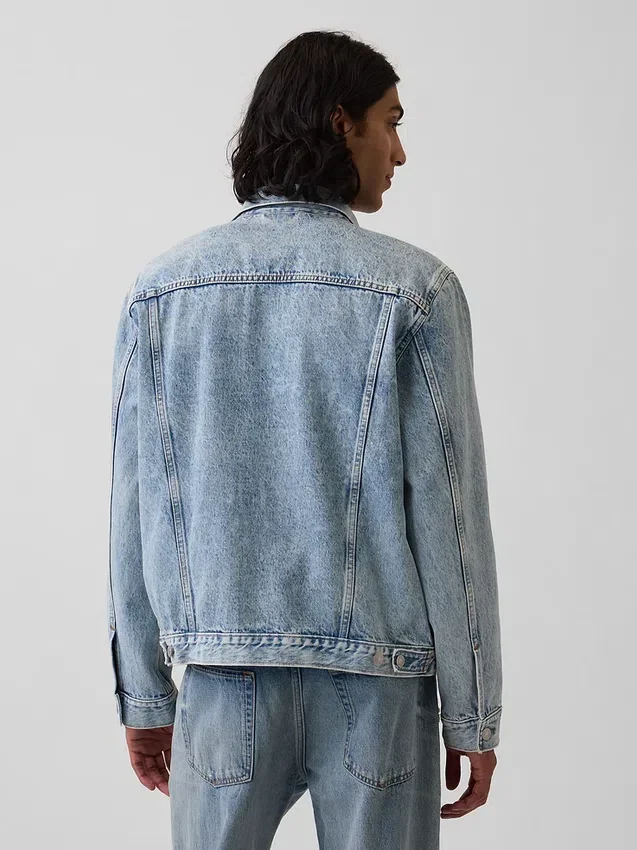 Chaqueta vaquera icónica clásica