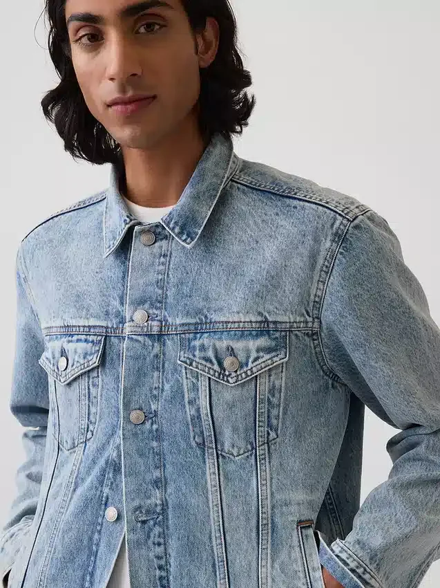 Chaqueta vaquera icónica clásica