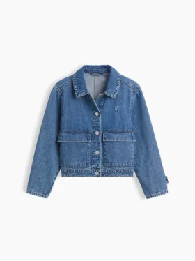 Chaqueta vaquera infantil con bolsillos de parche