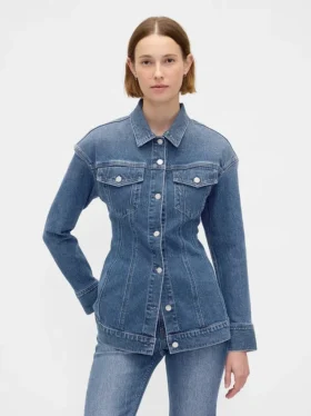Chaqueta vaquera larga entallada