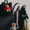 Colgante para bolso con diseño de sudadera con capucha y oso Brannan