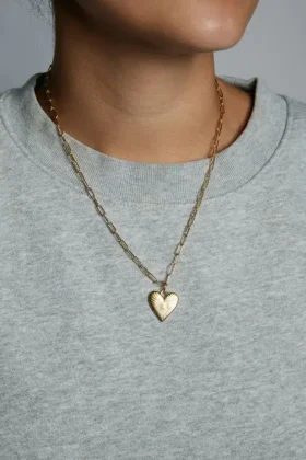 Collar «Small Ribbed Heart of Gold» de Hart