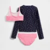 Conjunto de baño de tres piezas con camiseta de protección solar para niños