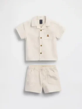 Conjunto de camisa con bolsillos para bebé
