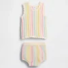 Conjunto de camiseta sin mangas y pantalones cortos de rayas de ganchillo para bebé