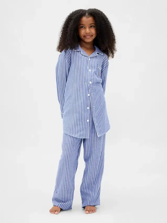Conjunto de pijama de franela reciclada para niños