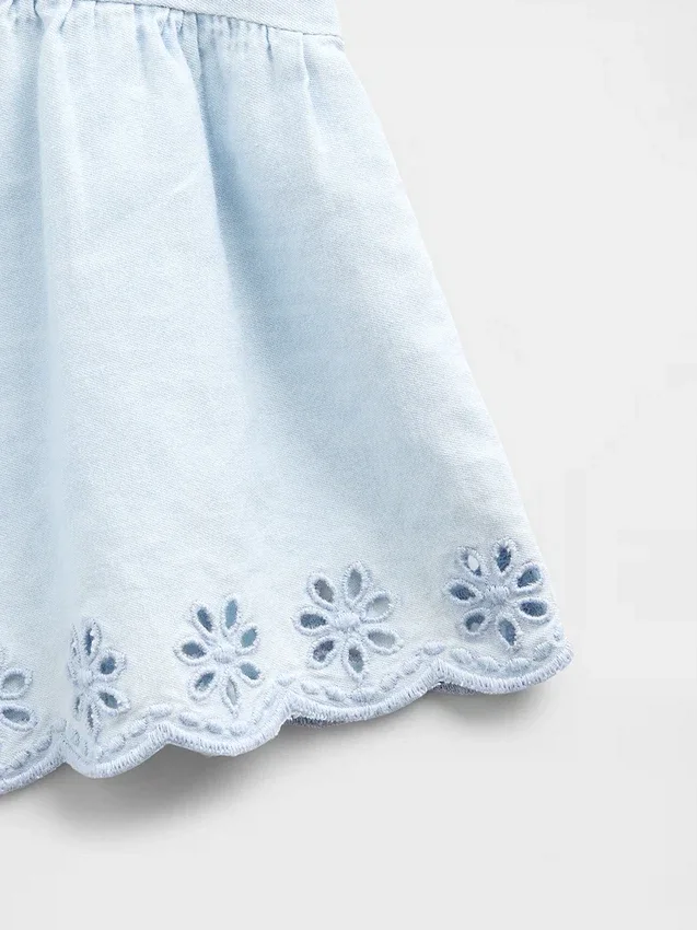 Conjunto de vaqueros con ojales para bebés y niños pequeños