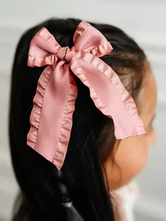 El conjunto de horquillas con lazo Adaline