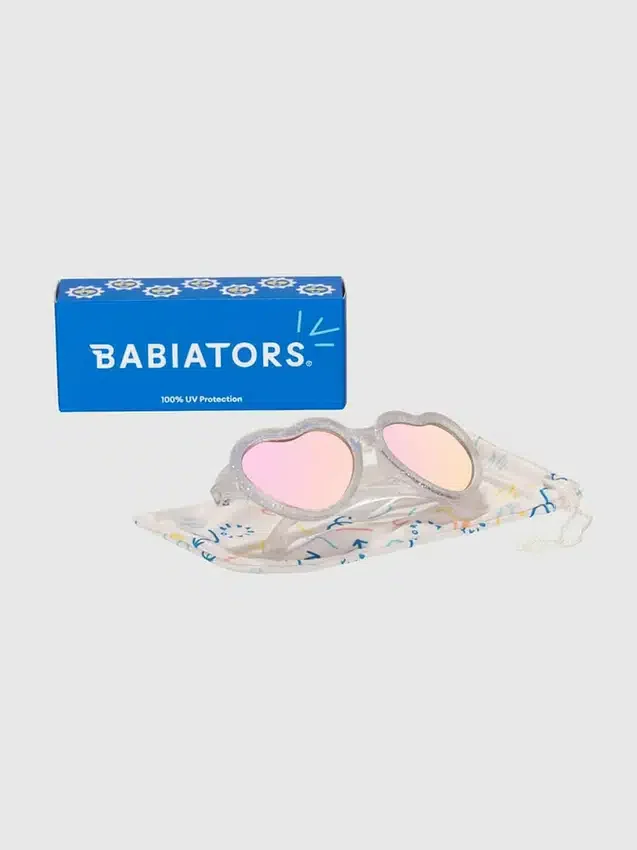Gafas de sol Babiators para niños pequeños y mayores con diseño de corazones