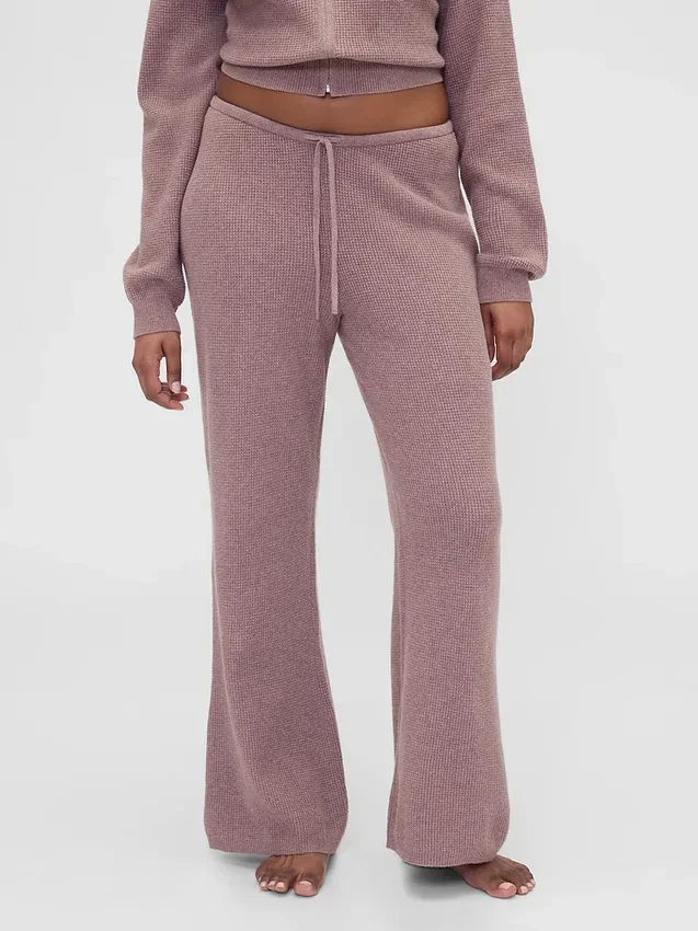 Gap × Summer Fridays: Pantalones acampanados de punto waffle CashSoft