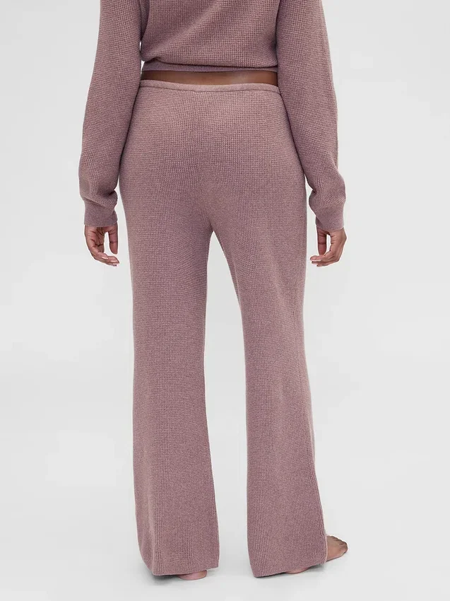 Gap × Summer Fridays: Pantalones acampanados de punto waffle CashSoft