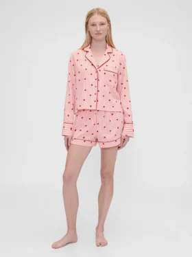 GAP × Summer Fridays: Pantalones cortos de pijama de franela con corazones