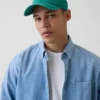 Gorra de béisbol con logotipo desgastado
