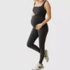 Ingrid e Isabel: mono deportivo largo premamá negro
