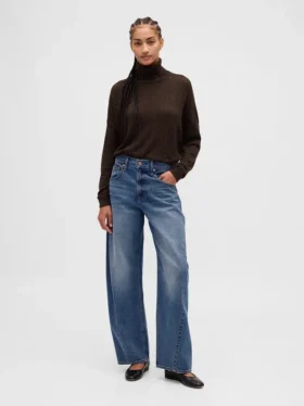Jersey de cuello alto oversize con punto calado