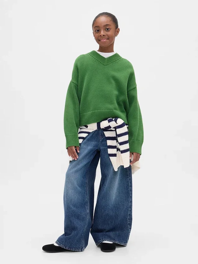 Jersey infantil holgado con cuello en V