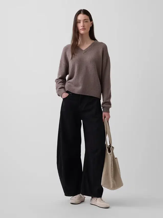 Jersey oversize con cuello en V CashSoft