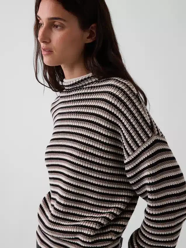 Jersey oversize de cuello alto 100 % algodón