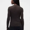 Jersey transparente de cuello alto