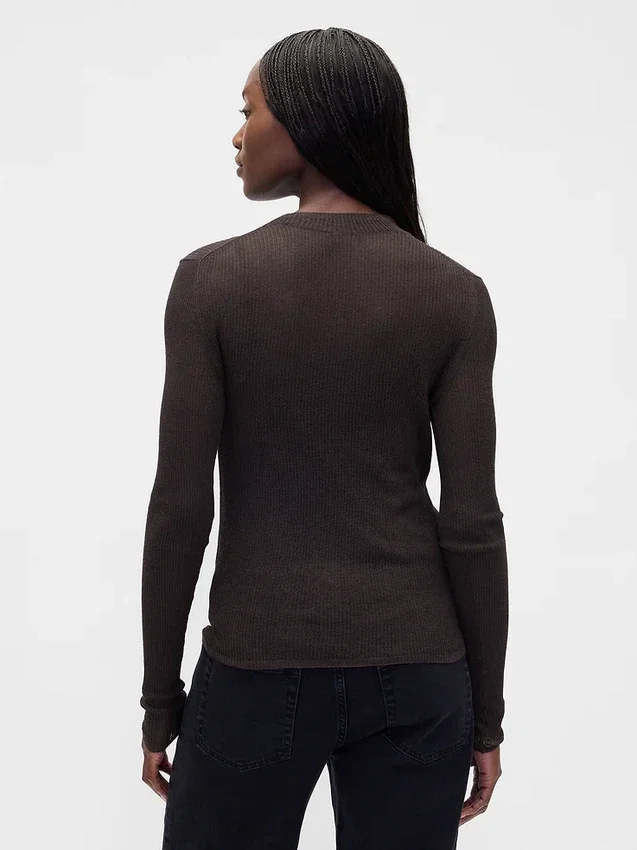 Jersey transparente de cuello alto