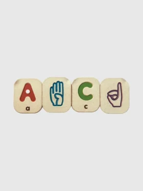 Juego de aprendizaje del alfabeto con signos de la lengua de signos