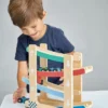 Juguete de madera con rampa para coches de carreras para niños pequeños