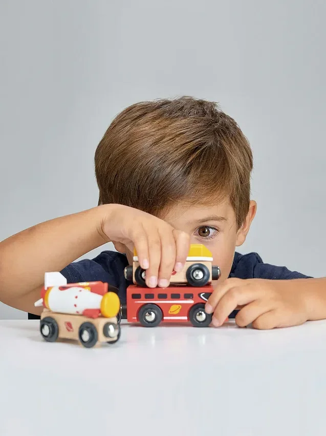 Lote de juguetes para niños pequeños «Adventure Trains»