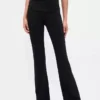 Mallas GapFit Smooth con cintura doblada y corte mini acampanado