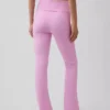 Mallas GapFit Smooth con cintura doblada y corte mini acampanado