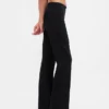 Mallas GapFit Smooth con cintura doblada y corte mini acampanado