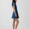 Minivestido camisero de vaquero con cinturón