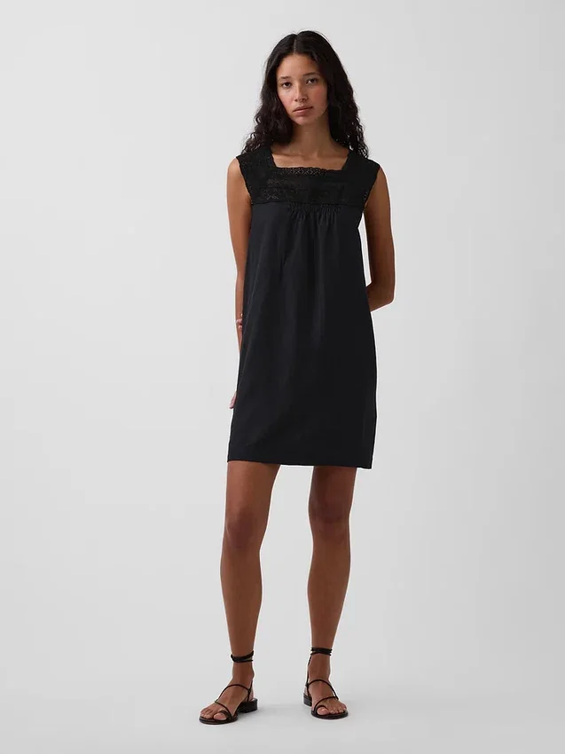 Minivestido con canesú de ganchillo en mezcla de lino